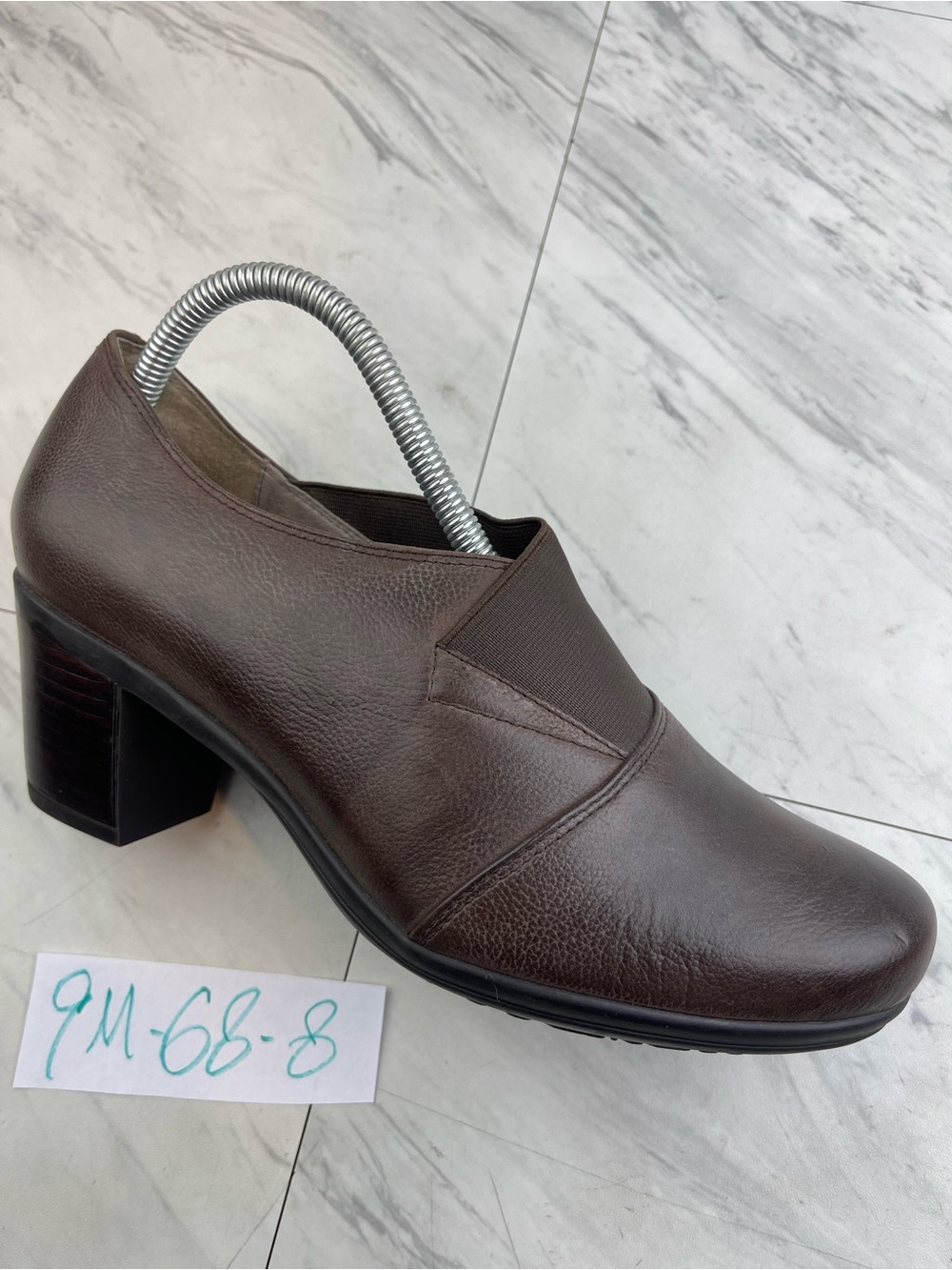 Abeo bio system portola women’s 9 M brown leather 2.5” heel shoes